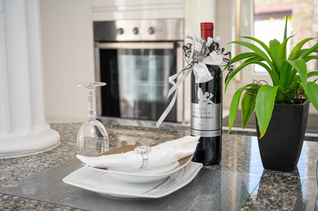 קראליביצה Apartments Viky מראה חיצוני תמונה
