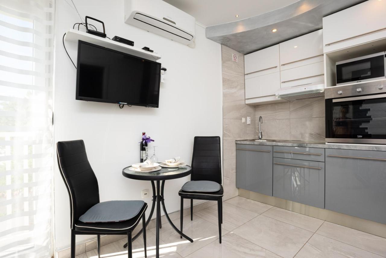 קראליביצה Apartments Viky מראה חיצוני תמונה